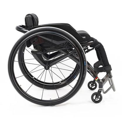 Carbon Fiber Sports Wheelchair with Foldable Backrest and Quick Release Wheels