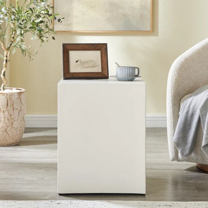 Modern Cube Side Table with Built-In Handles, Portable Square Accent End Table for Living Room & Bedroom