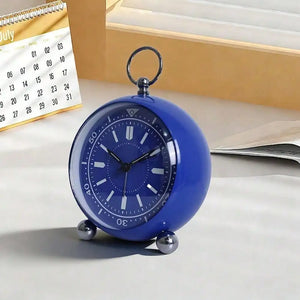 Round Silent Non-Ticking Alarm Clock, Battery Operated Retro Analog Bedside Clock for Bedroom, Desk & Nightstand